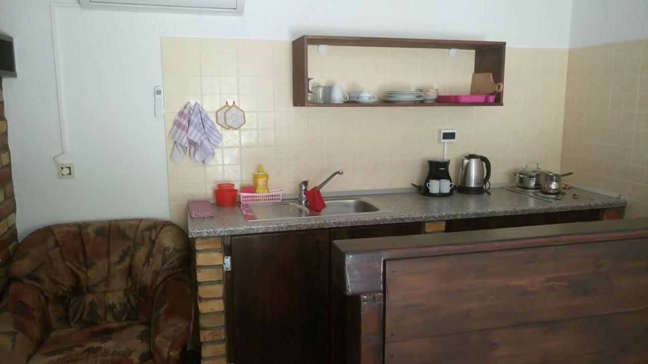 Apartmani Bartulasi Roc Luaran gambar